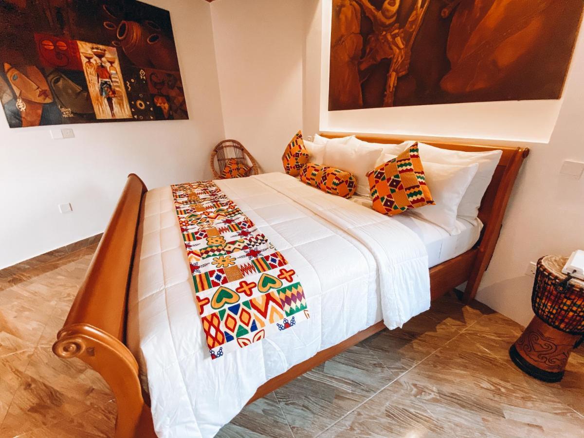 Ike'S Cultural Village Kumasi Zewnętrze zdjęcie