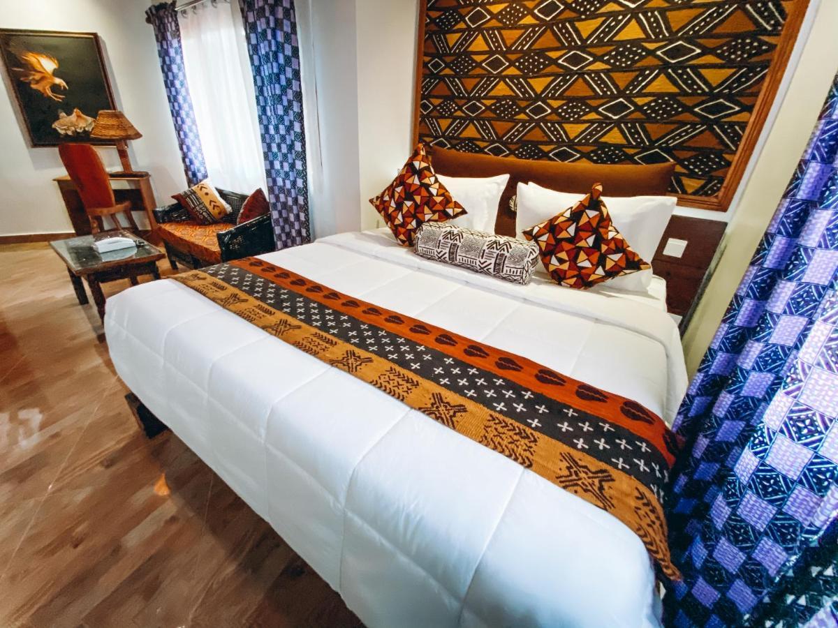 Ike'S Cultural Village Kumasi Zewnętrze zdjęcie